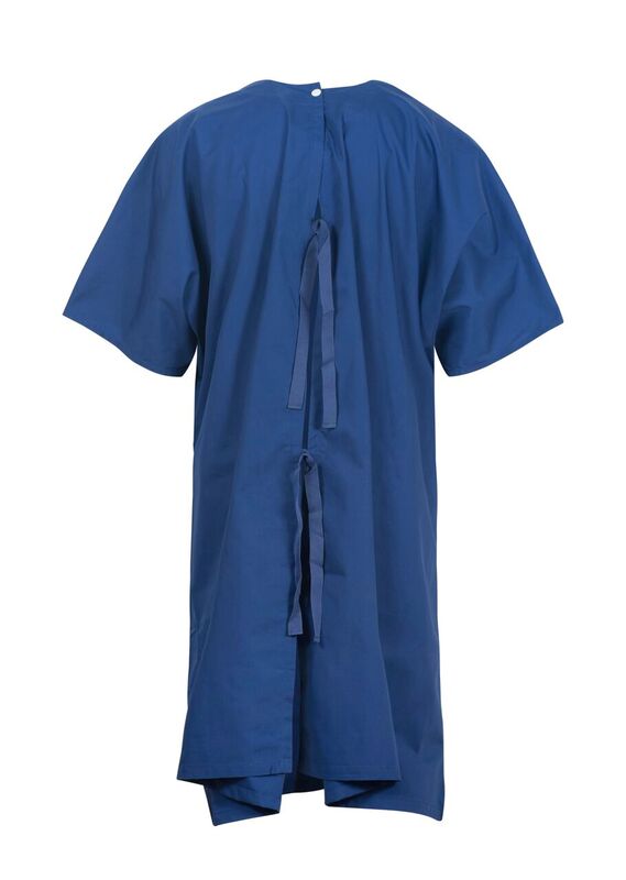 BARIATRIC GOWN WITH NECK AND SHOULDER STUDS